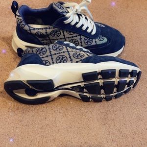 Tory Burch sneakers used like new